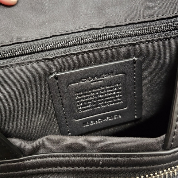 Coach Black Signature Canvas and Leather Small Lexy Shoulder Bag - Picture 5 of 8